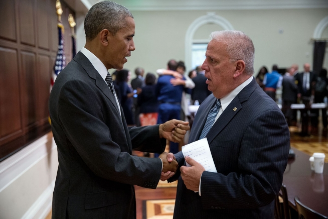 Barack Obama and the president of the National Association of Police